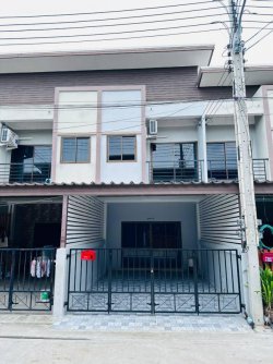 ขายบ้าน หมู่บ้านสุขใจ8 ทาวน์โฮม 2 ชั้น RAY -TM ดอนหัวฬอ อำเภอเมืองชลบุรี